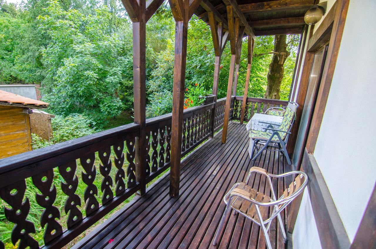 Pension Casa Medievala Bran  Exteriör bild